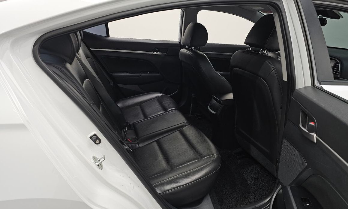 Hyundai AVANTE 2019