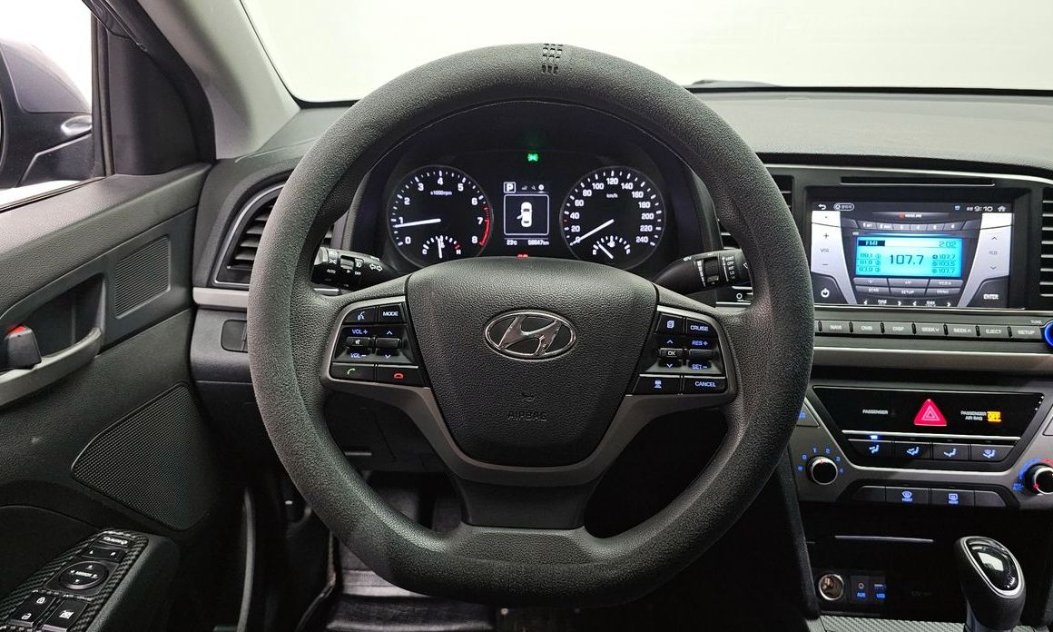 Hyundai AVANTE 2017