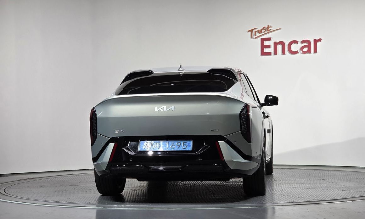 Kia EV4 2026