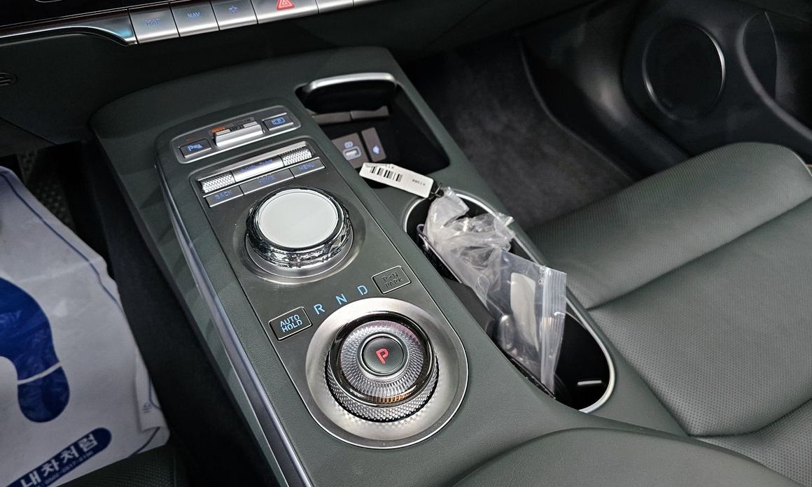 Genesis GV70 2023
