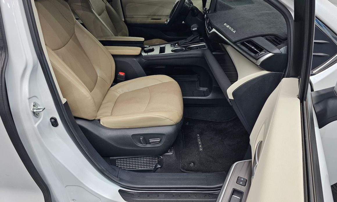Toyota Sienna 2024