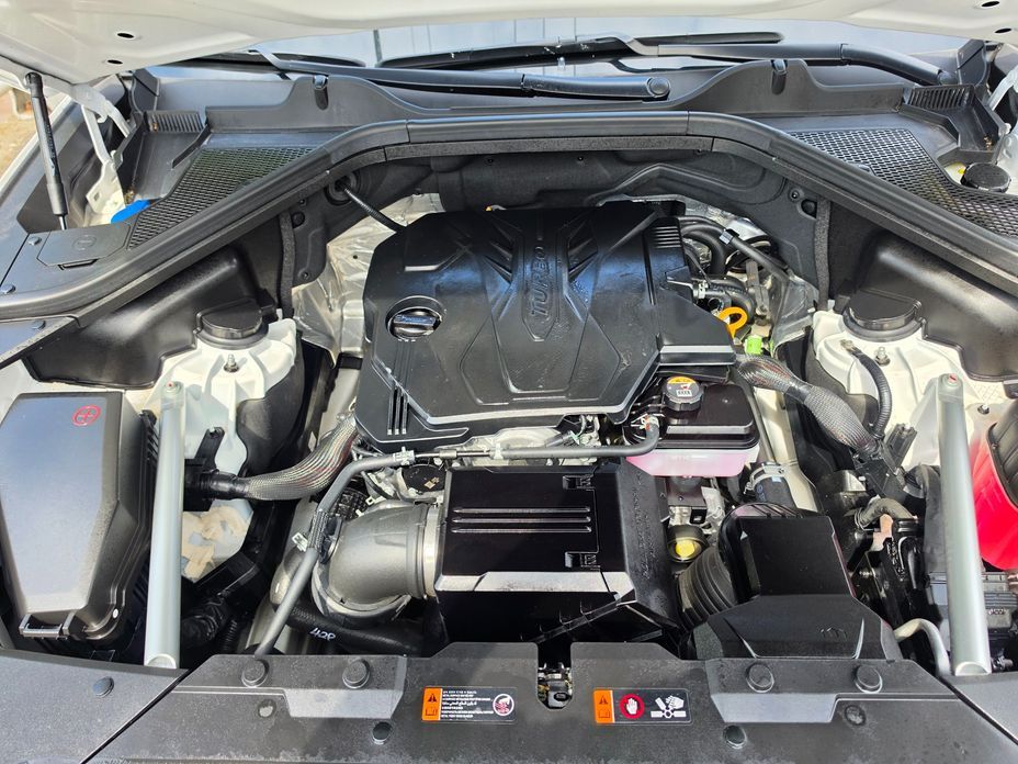 Genesis GV80 2025
