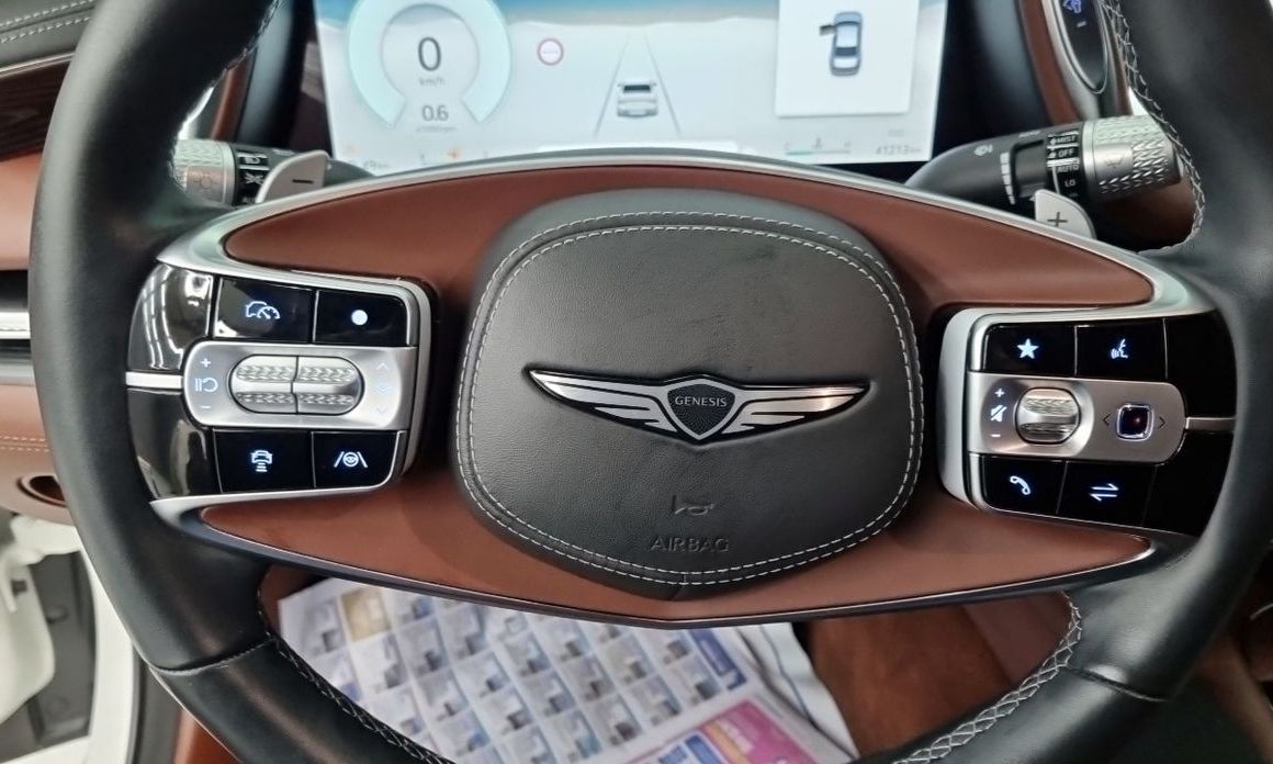 Genesis G90 2023