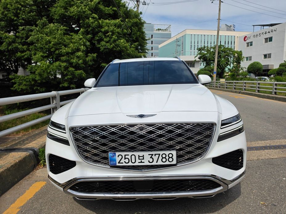 Genesis GV80 2025