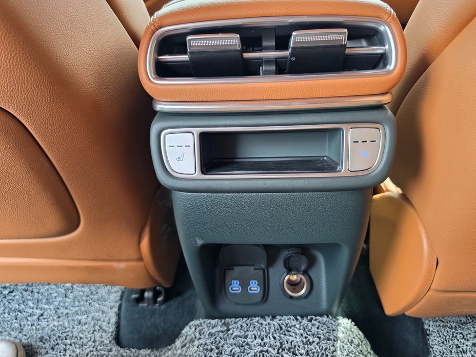 Genesis GV80 2025