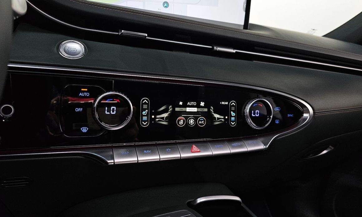 Genesis GV70 2023