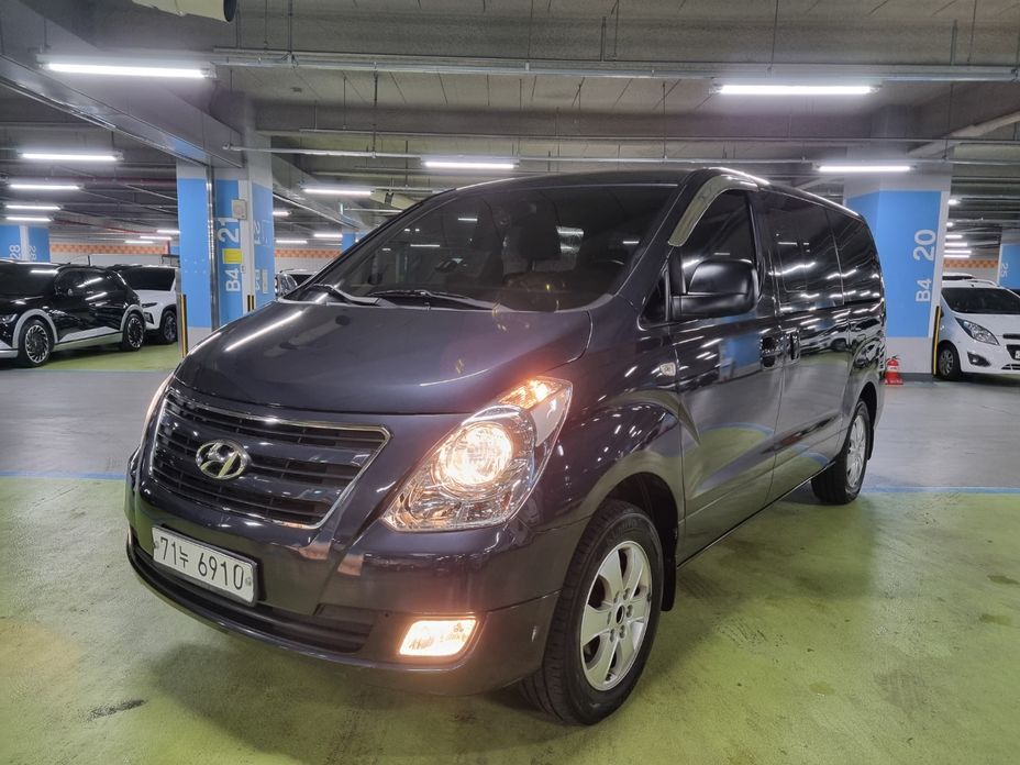 Hyundai Starex 2016