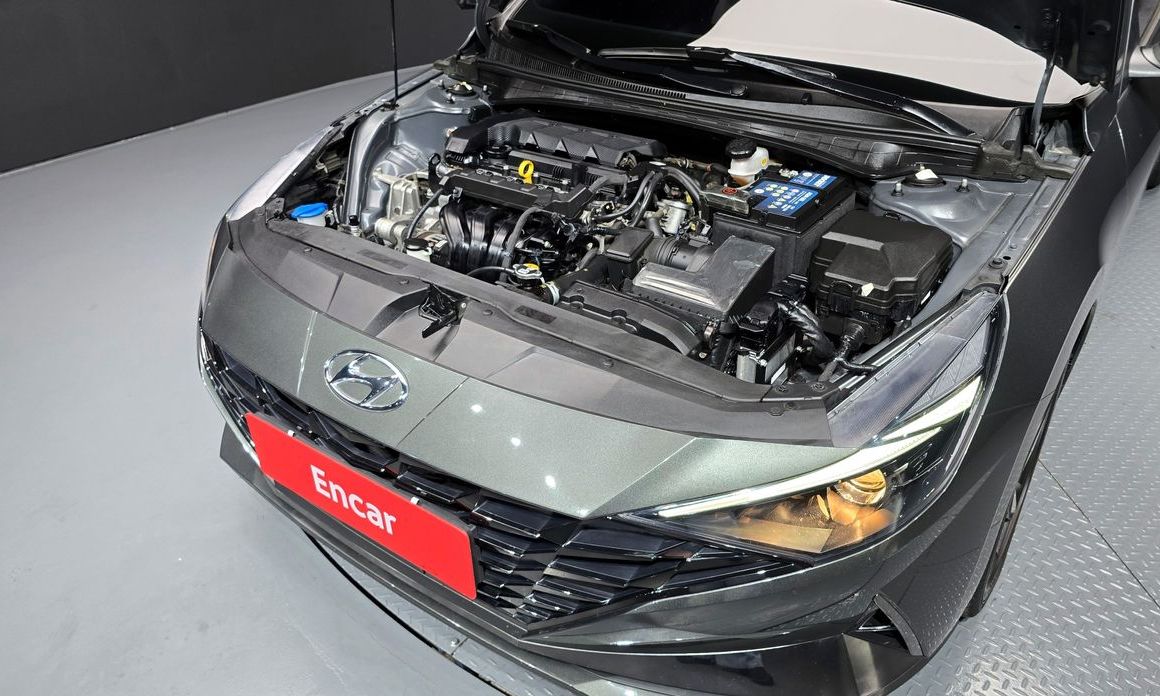 Hyundai AVANTE 2021