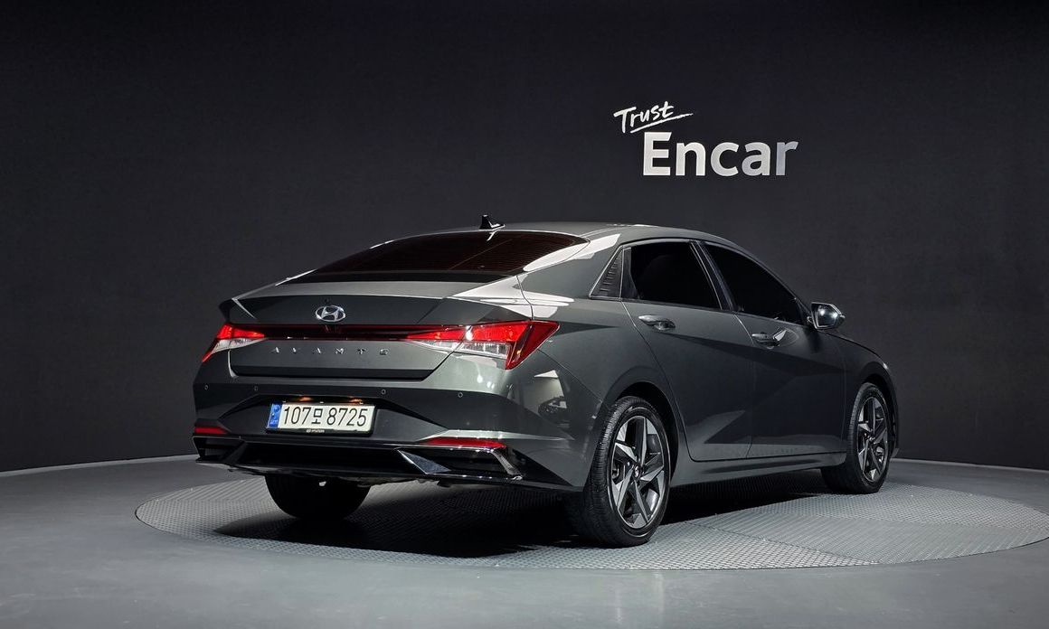 Hyundai AVANTE 2021