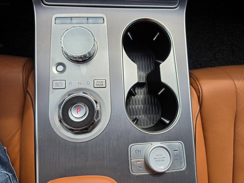 Genesis GV80 2025