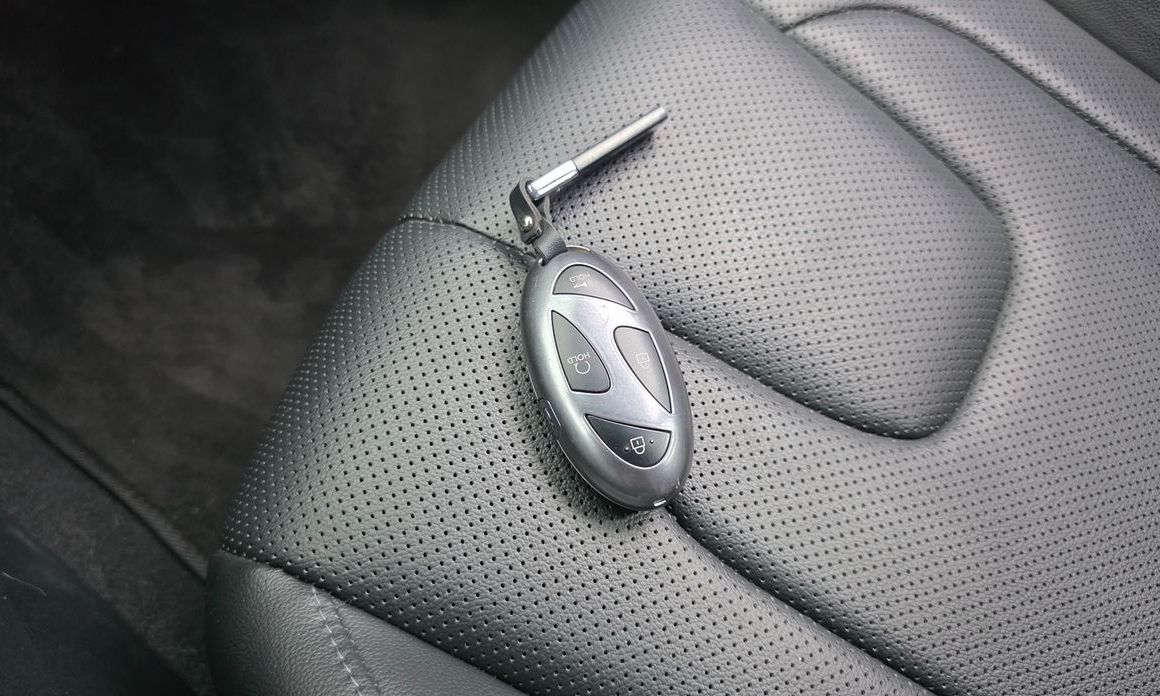 Hyundai AVANTE 2025