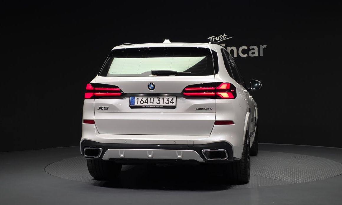 BMW X5 2025