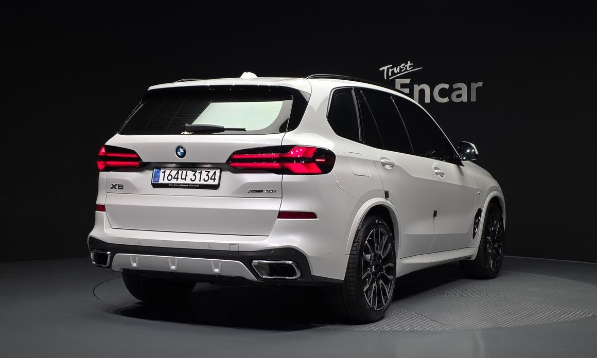 BMW X5 2025
