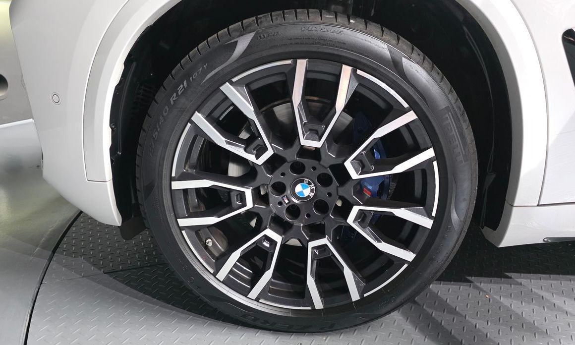 BMW X5 2025