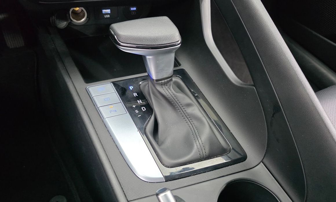 Hyundai AVANTE 2025