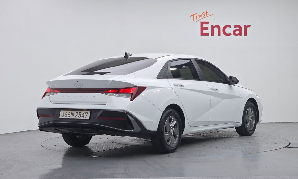 Hyundai AVANTE 2025