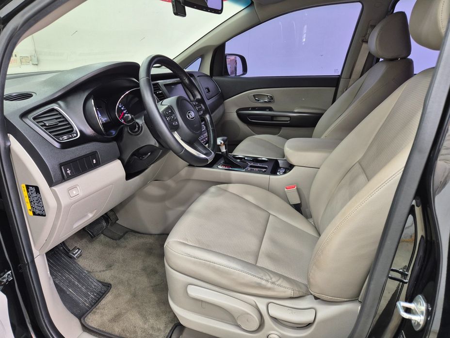 Kia Canival 2019