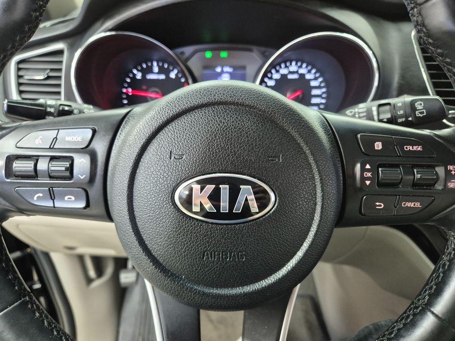 Kia Canival 2019