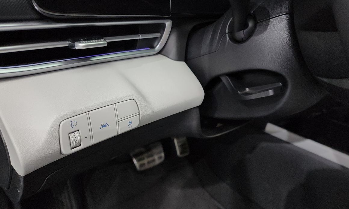 Hyundai AVANTE 2023