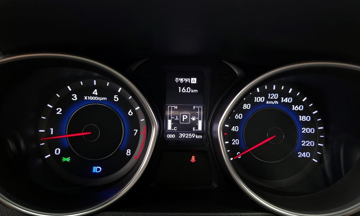 Hyundai AVANTE 2015