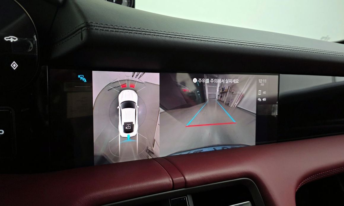 Porsche Taycan 2021