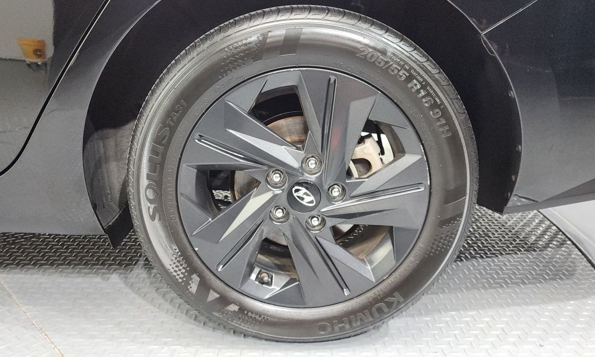 Hyundai AVANTE 2023