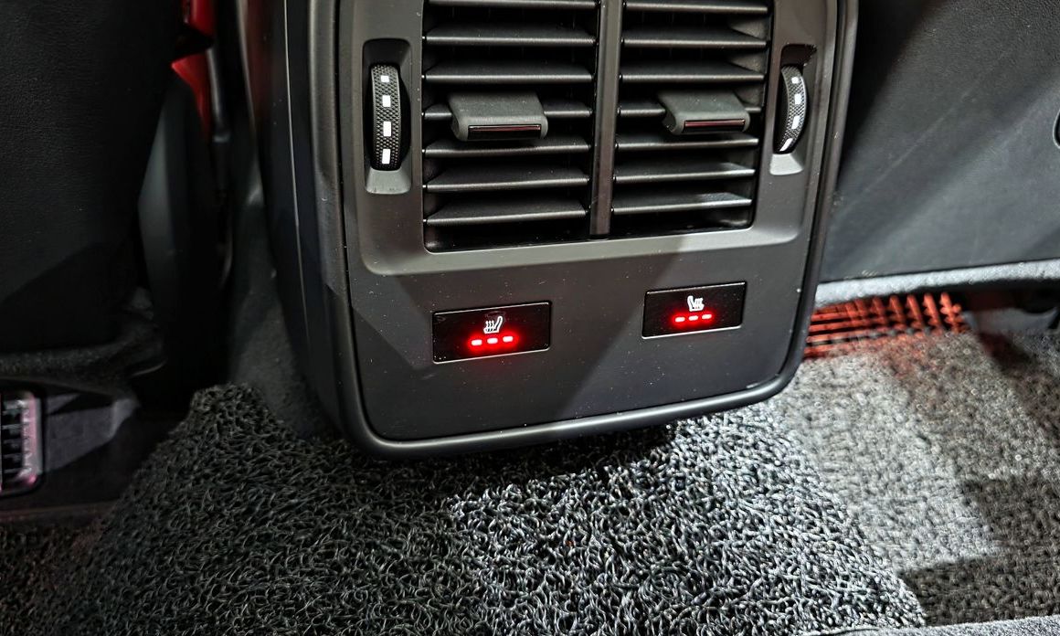 Porsche Taycan 2021