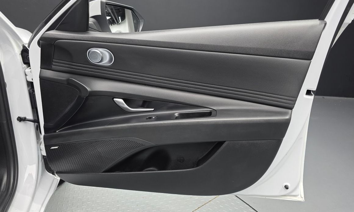 Hyundai AVANTE 2022