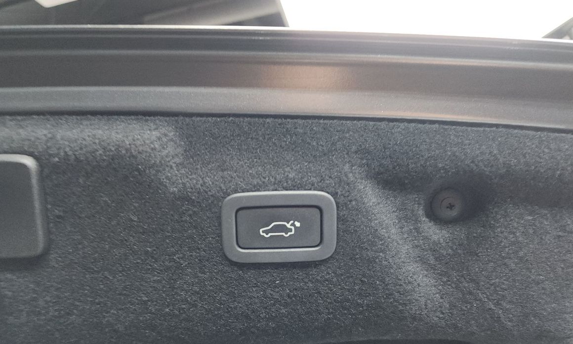 Jaguar XE 2018