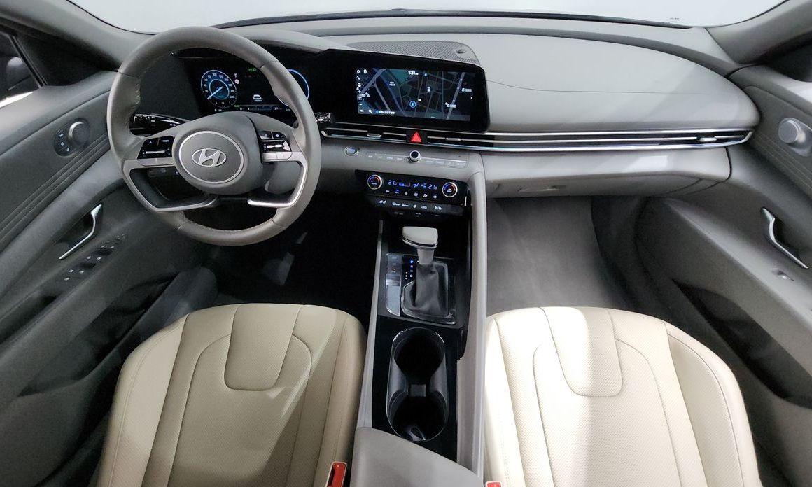 Hyundai AVANTE 2026