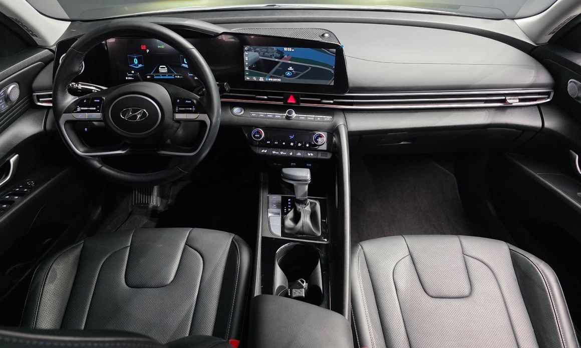 Hyundai AVANTE 2022