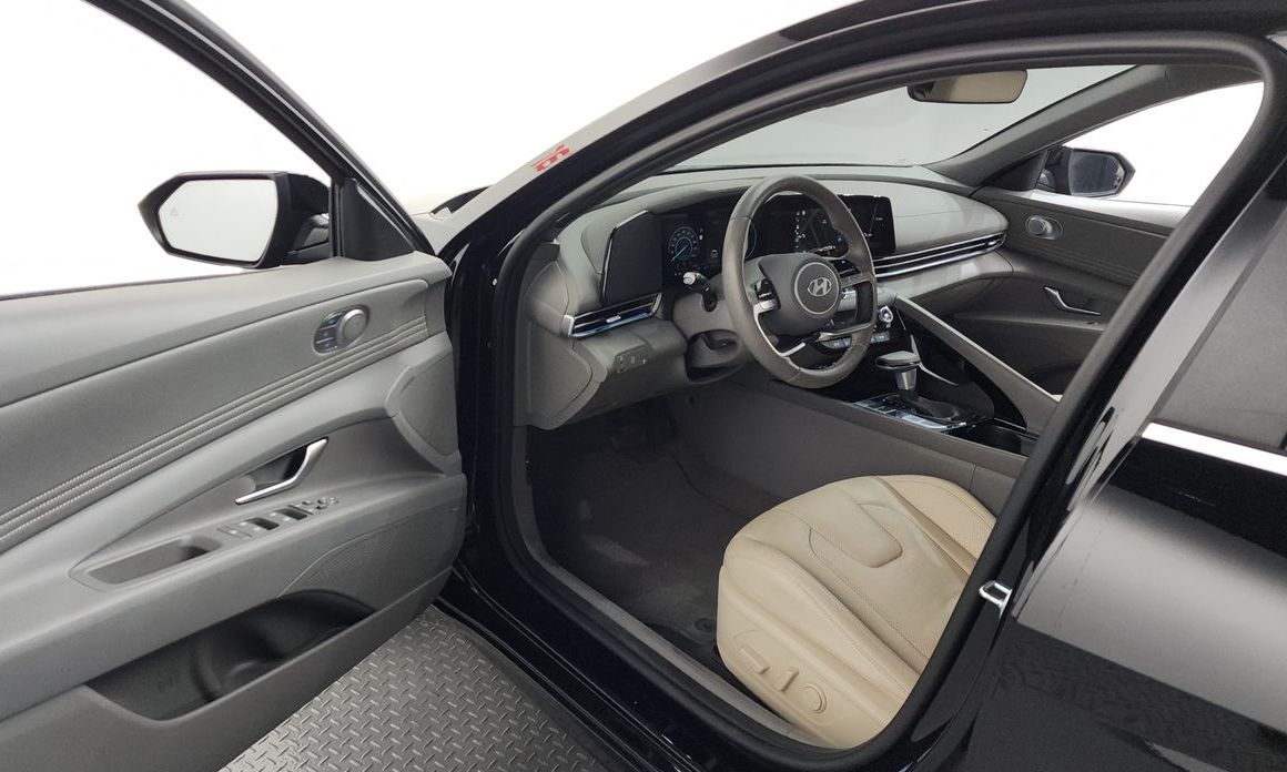 Hyundai AVANTE 2026