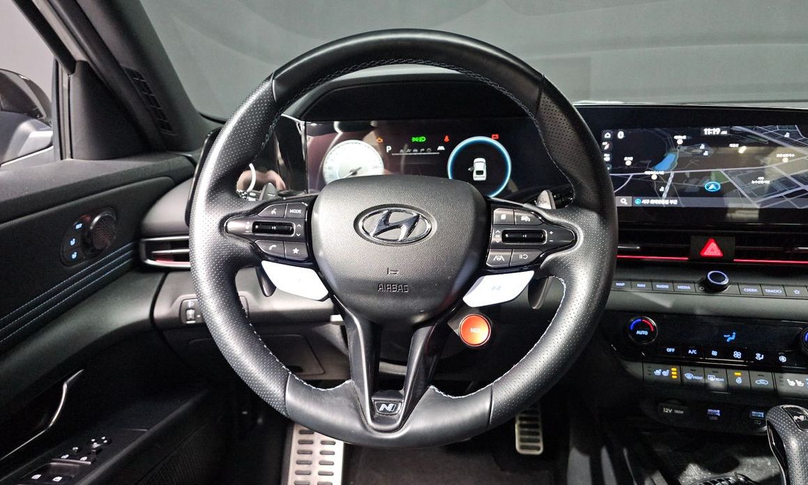 Hyundai AVANTE 2022