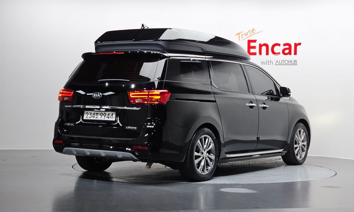 Kia Canival 2019