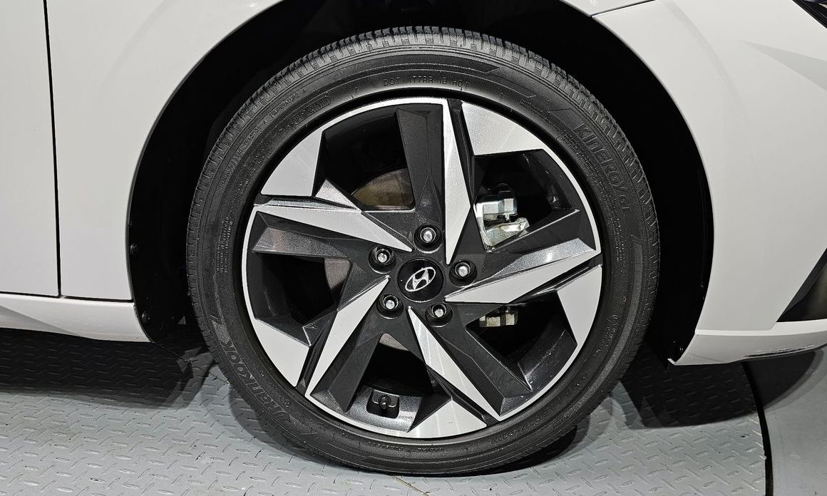Hyundai AVANTE 2023