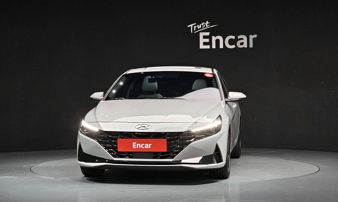 Hyundai AVANTE 2023