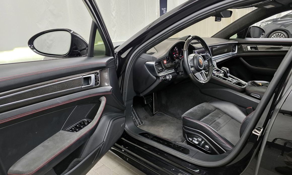 Porsche Panamera 2020
