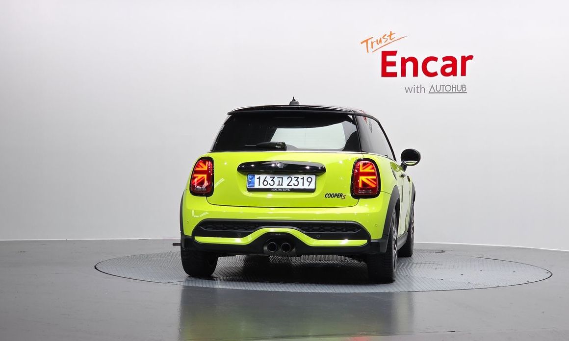 Mini Cooper 2024