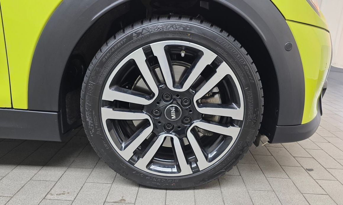 Mini Cooper 2024