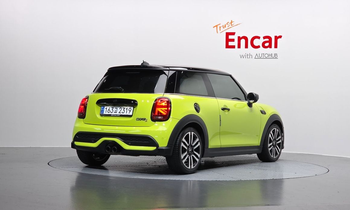 Mini Cooper 2024