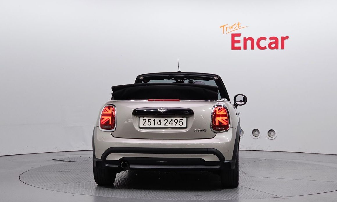 Mini Cooper Convertible 2024