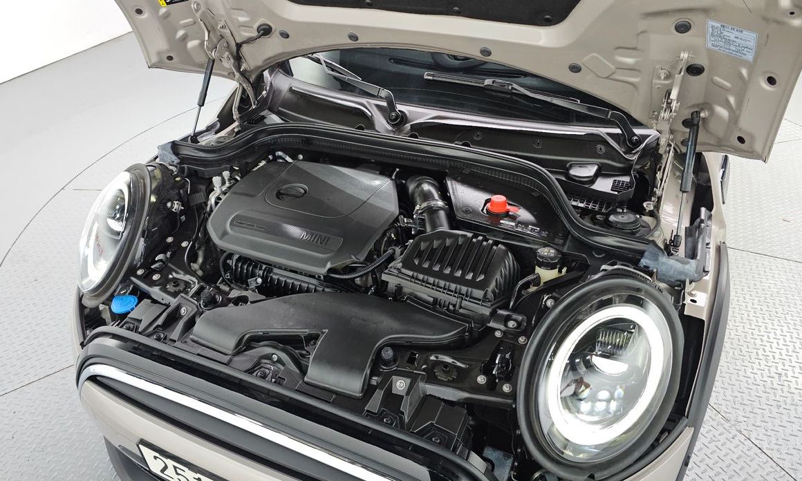 Mini Cooper Convertible 2024