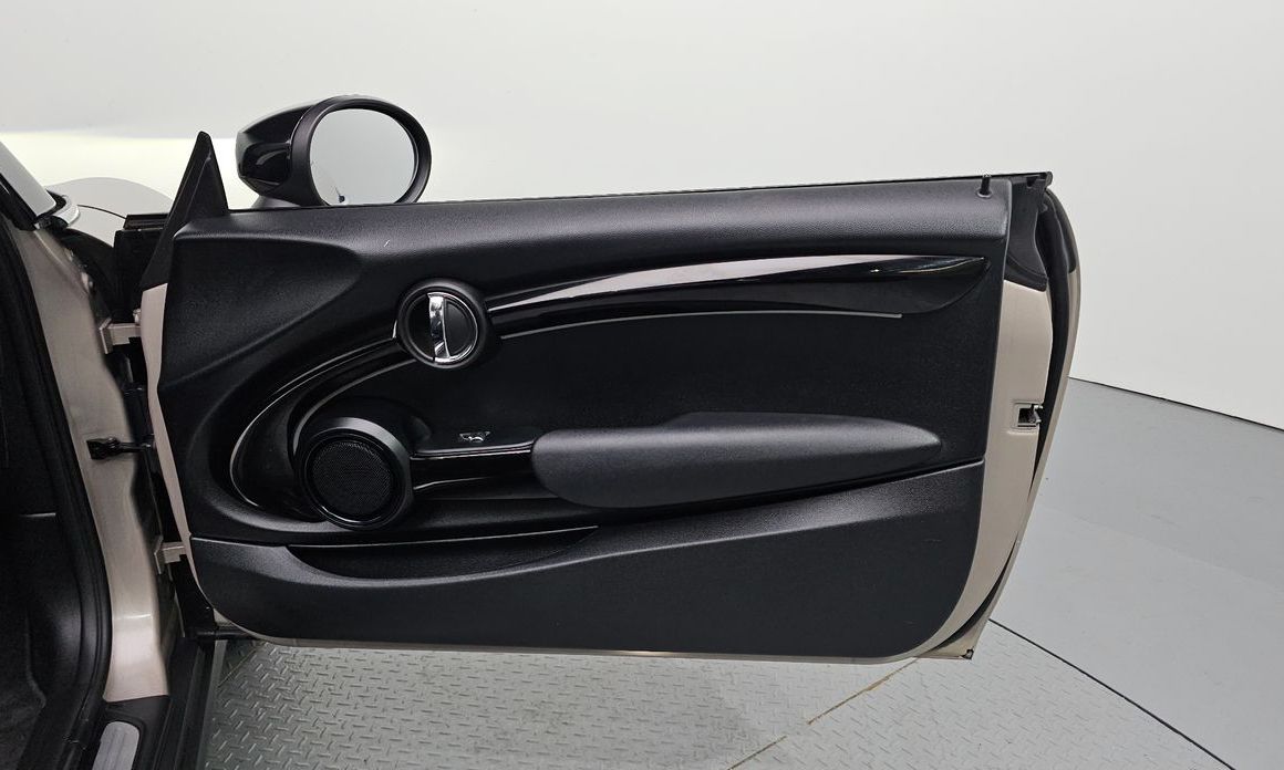 Mini Cooper Convertible 2024