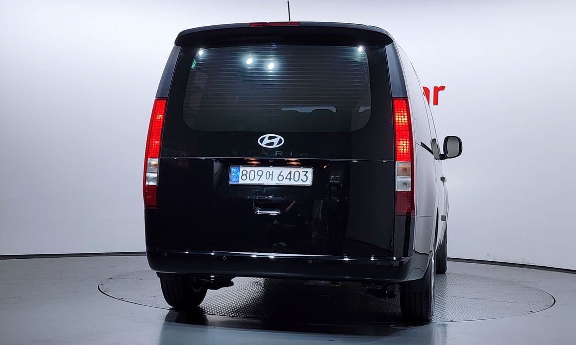 Hyundai Staria 2025