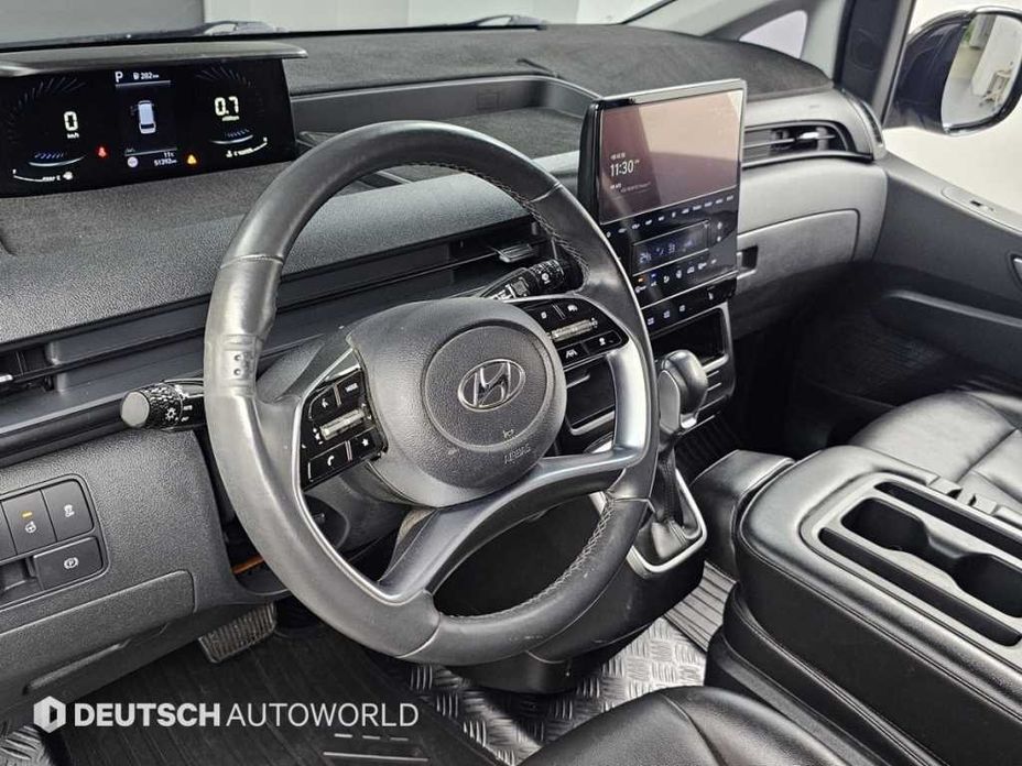 Hyundai Staria 2023