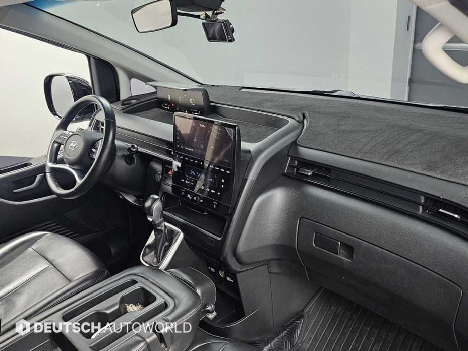 Hyundai Staria 2023