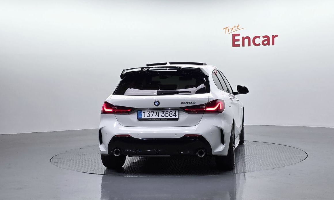 BMW 1-Series 2021