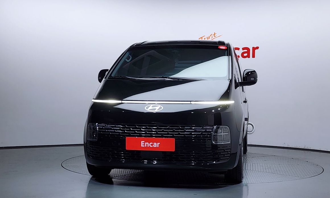 Hyundai Staria 2025