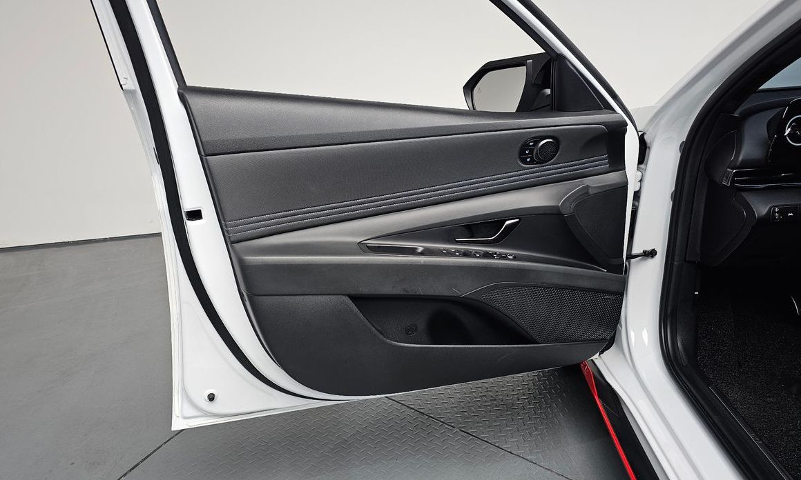 Hyundai AVANTE 2022