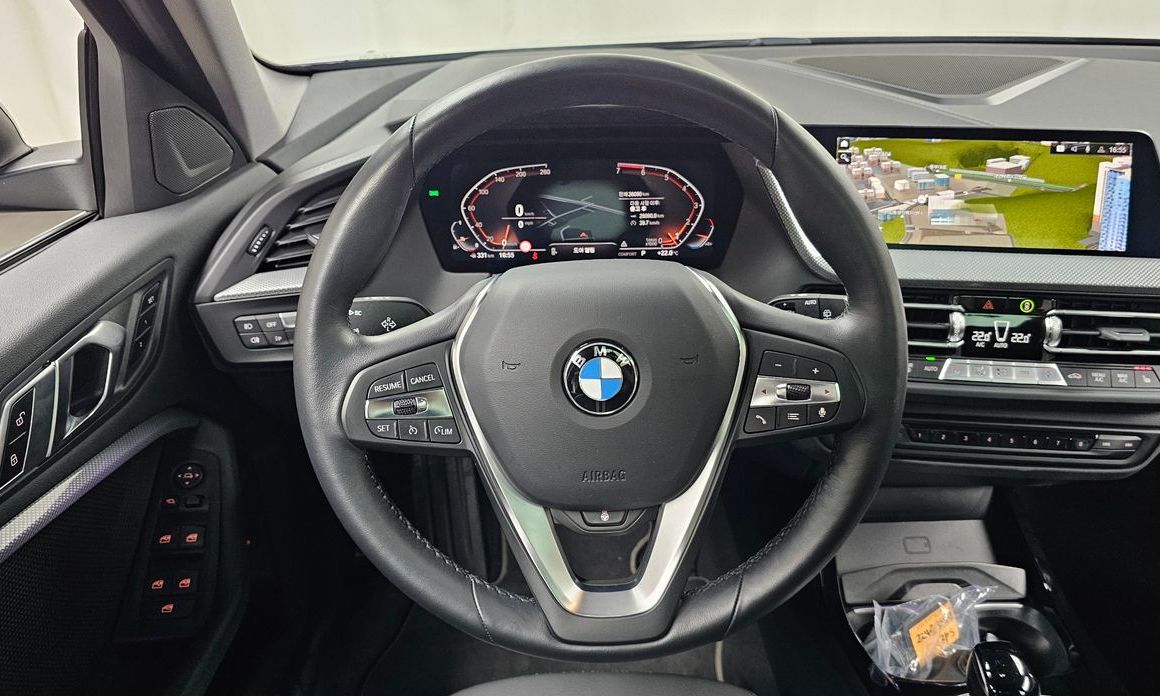 BMW 1-Series 2023